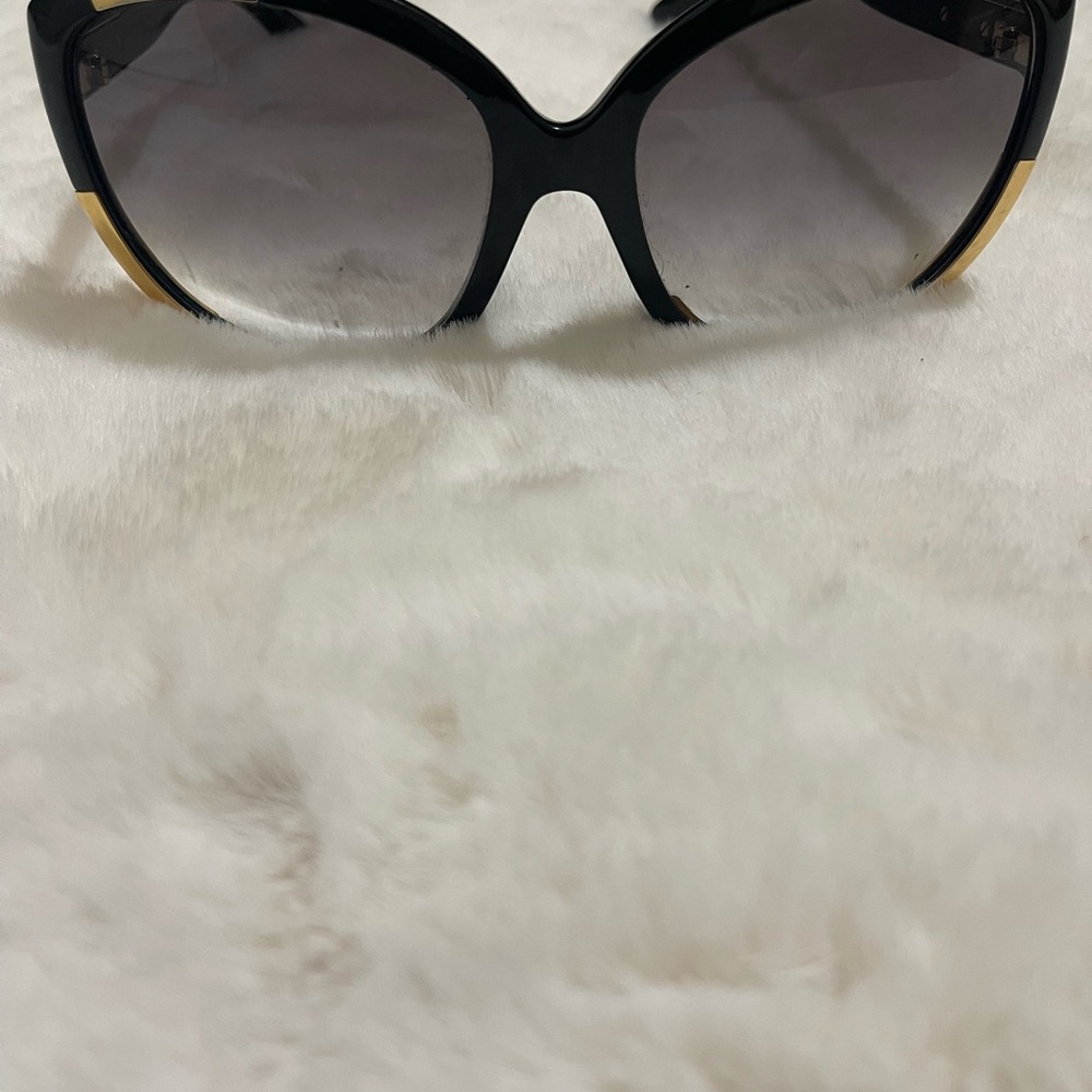 Alexander McQueen Black Oversized Sunglasses